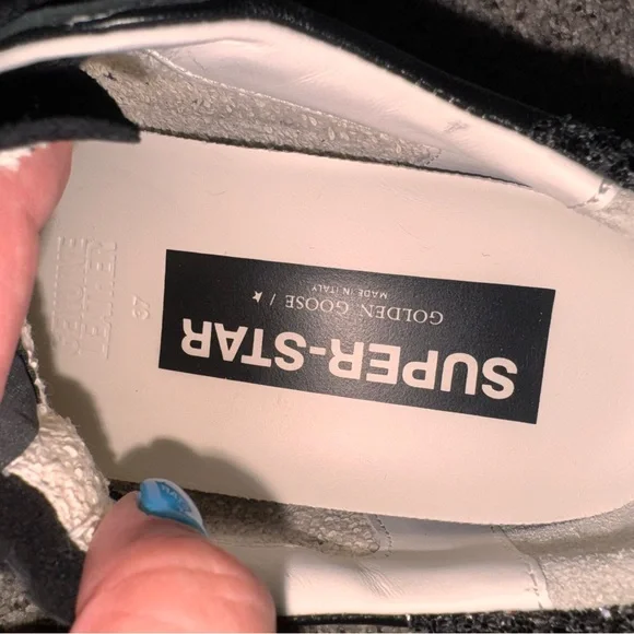 Golden Goose Black and White Men's Sneakers - Picture 7 of 7